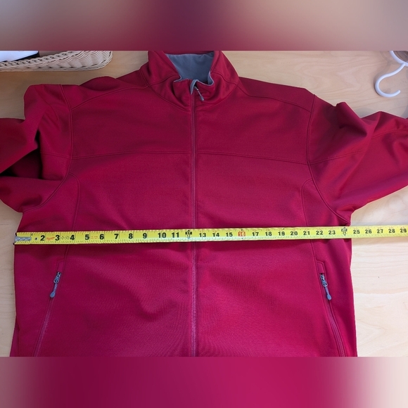MEC Outdoor Mid Season Men Zip Sweater Up Size XXL Made In Canada Red Color - Picture 9 of 10